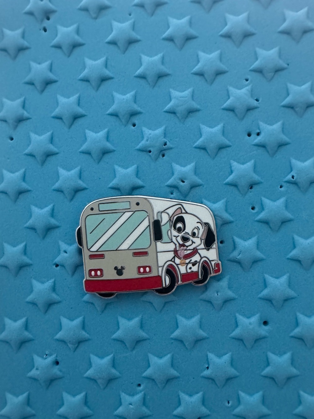 2026 hidden Mickey wave a pin- Dalmatian bus